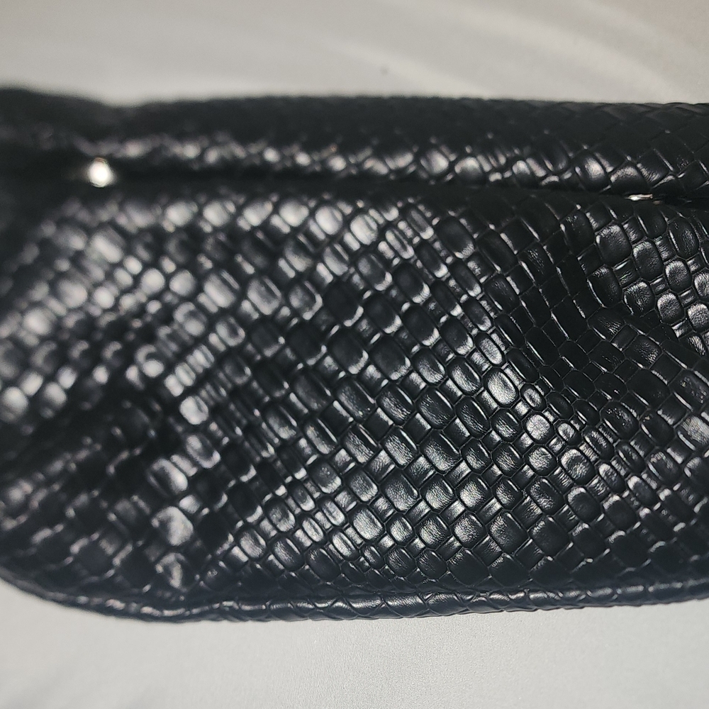 Elegant Black Textured Women's Bag